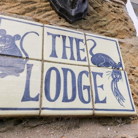 The Lodge Whitby Extérieur photo